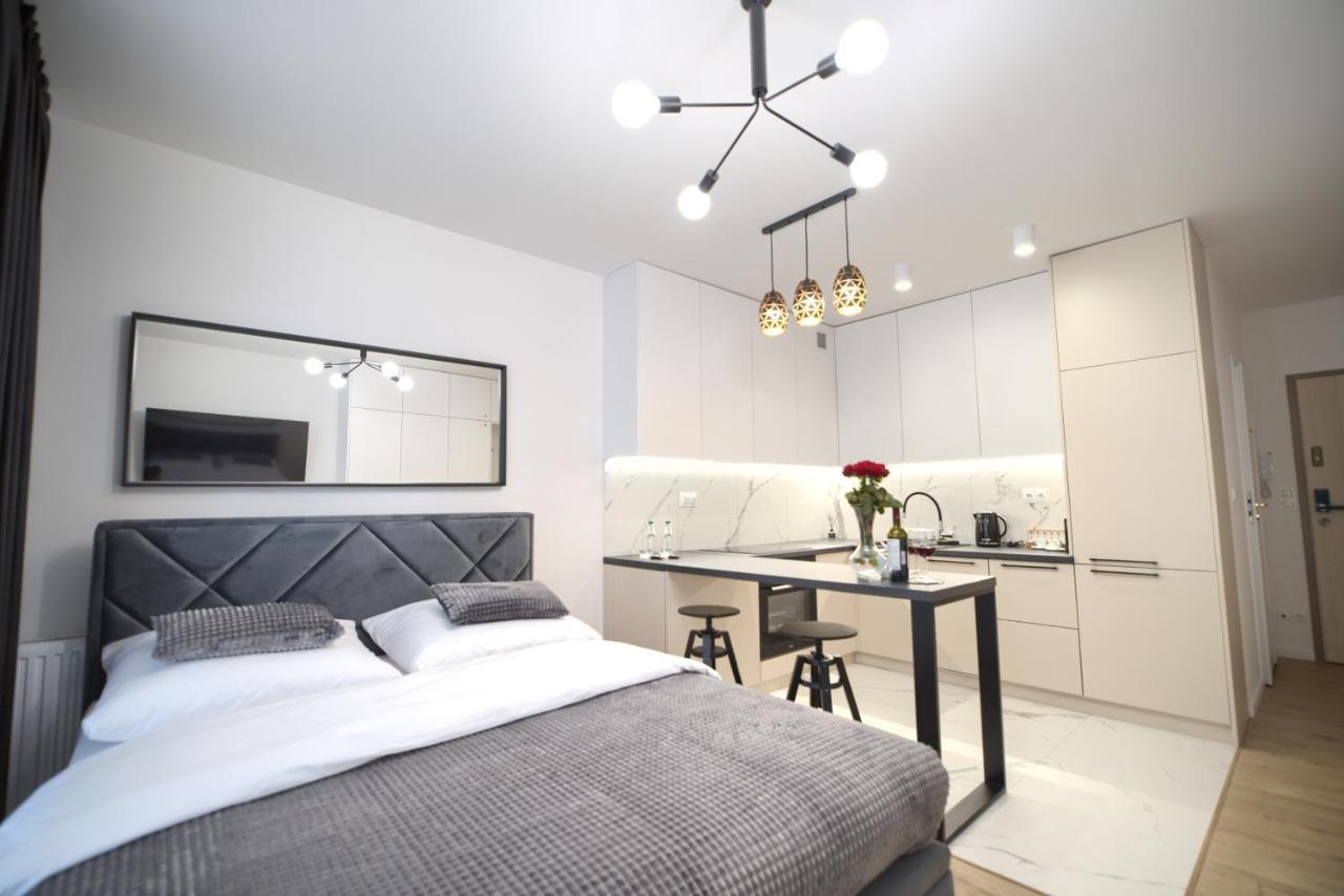 Exclusive Lotnicza , Parking Faktvat Apartament Kielce
