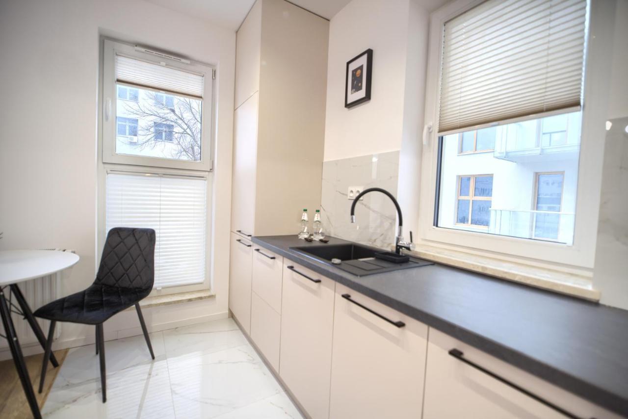 Apartament Exclusive Lotnicza , Parking Faktvat